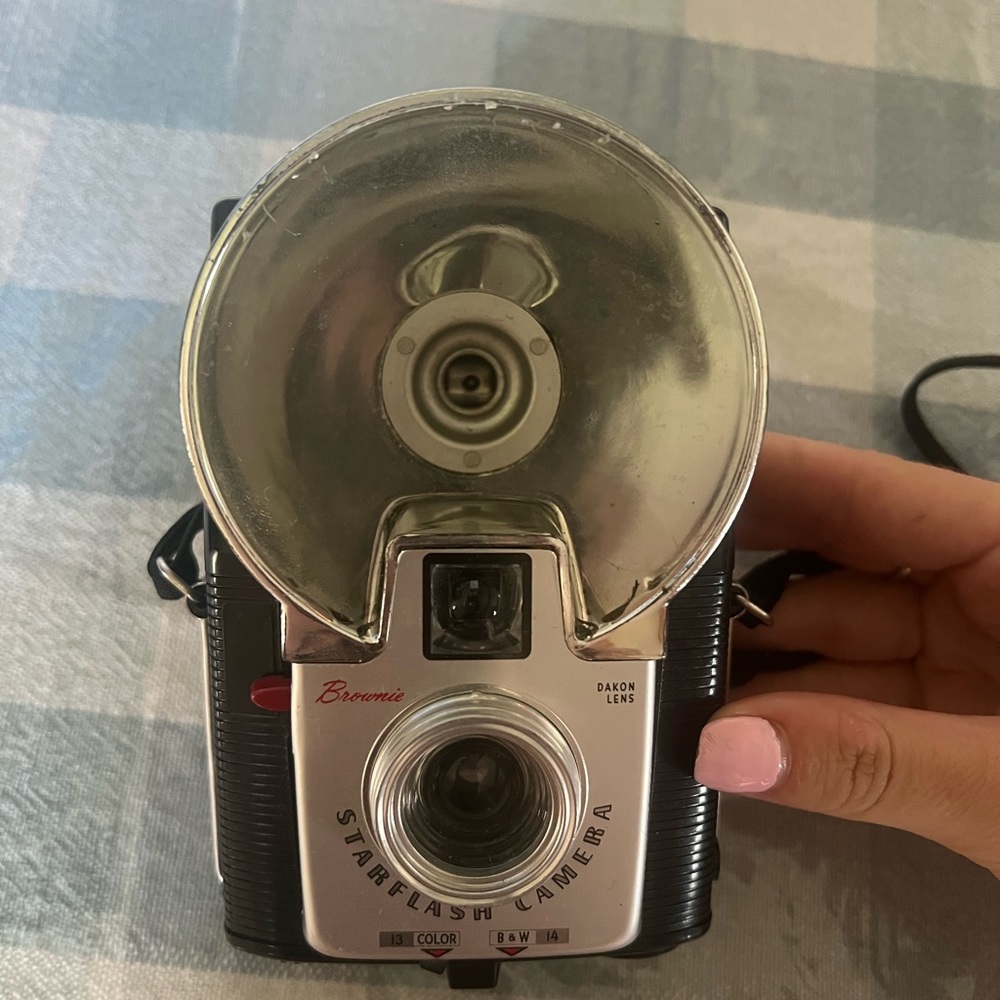Kodak vintage Brownie starflash Camera -untested